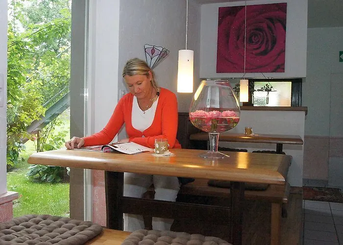 Elektro-hotel Rosenhaus Gmbh 3* ולברט